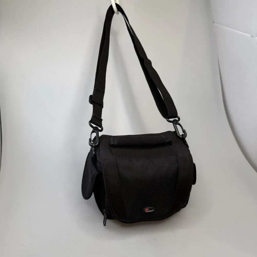 LowePro Edit 110 Protective Camera Bag Padded Carrying Case Black 8x6x4 EUC